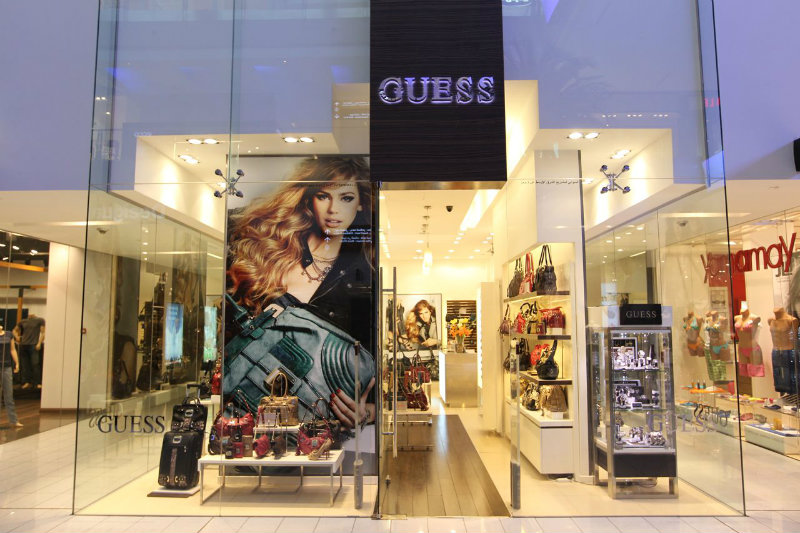 Guess07